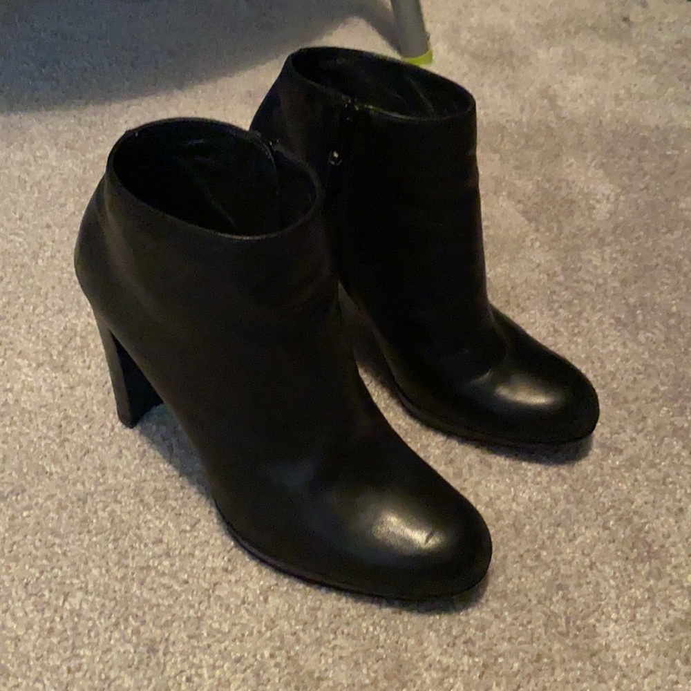 Stuart Weitzman boots